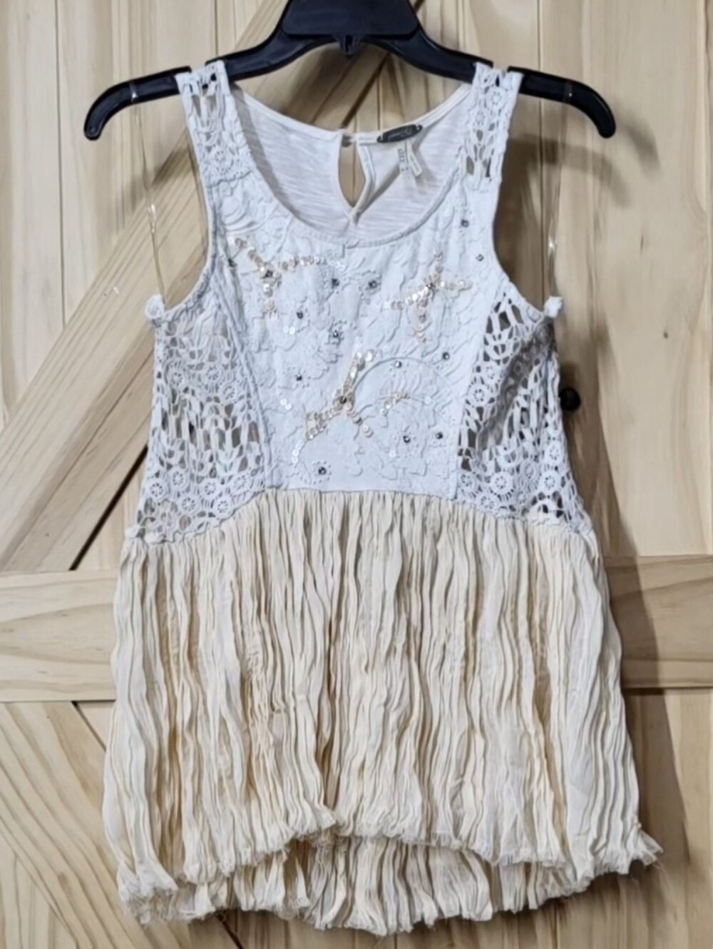 Gimmicks by BKE Lace & Sequin Sleeveless Peplum Top in Ivory and Cream Womens XS